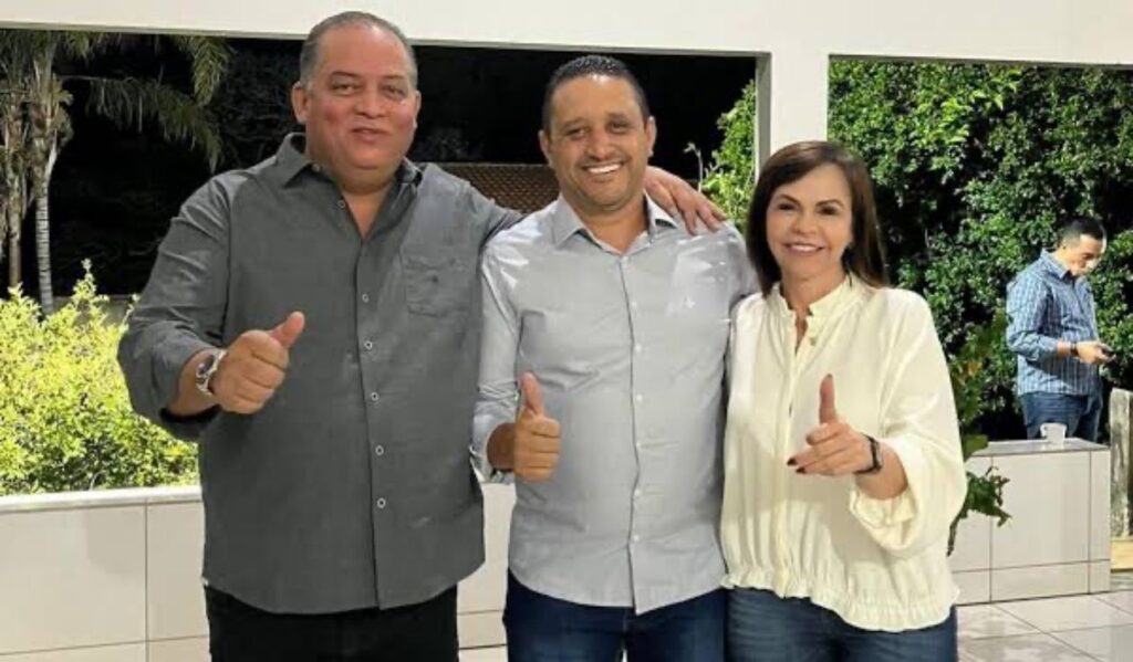 Traição e fogo amigo: documento oficial vaza em grupo de WhatsApp em Dianópolis e desmascara vereador Manin do Zorra