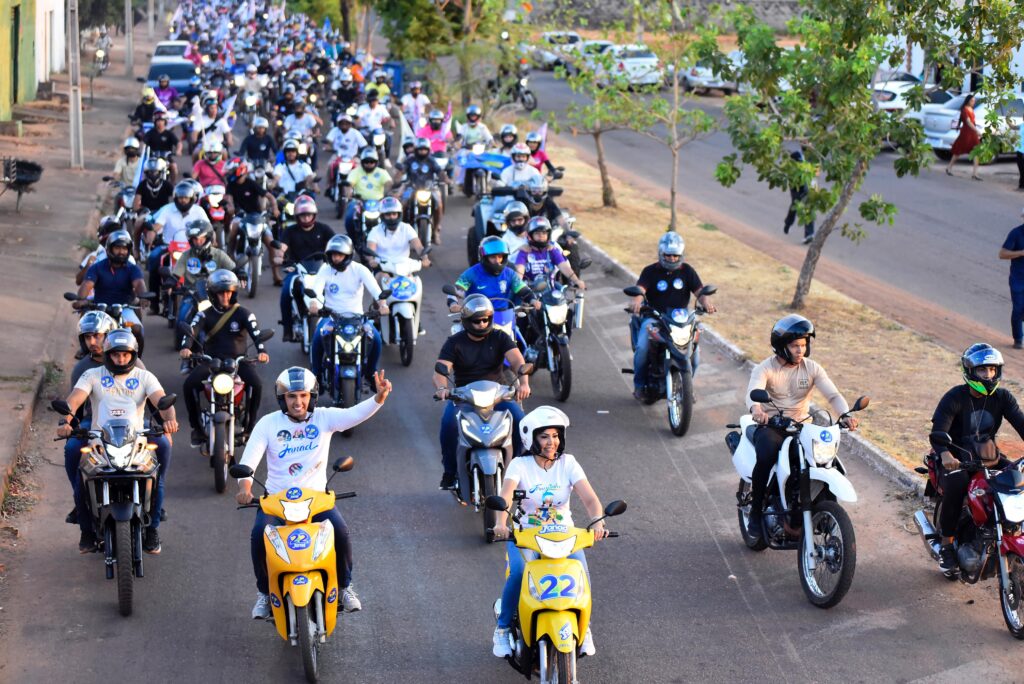 Ao lado de 10 mil motociclistas, Janad percorre ruas da região sul de Palmas