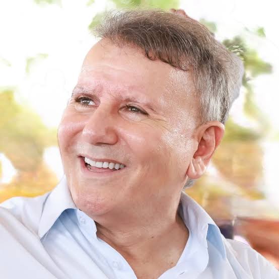 Eduardo Siqueira tem prisão revogada e volta ao cargo de prefeito de Palmas