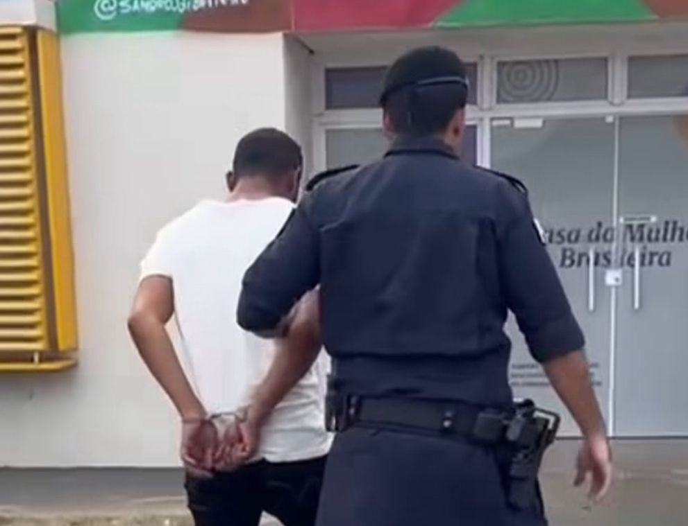 Homem é detido pela GMP após agredir mulher dentro de um motel na região sul da Capital